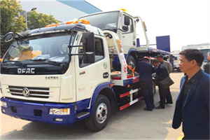 安乡汽车道路救援拖车价格